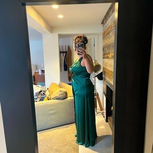 Lulus Perfect Refinement Emerald Satin Sleeveless Pleated Maxi Dress- emerald
